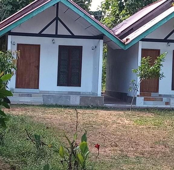 בית מלון כפרי Uk Cabana