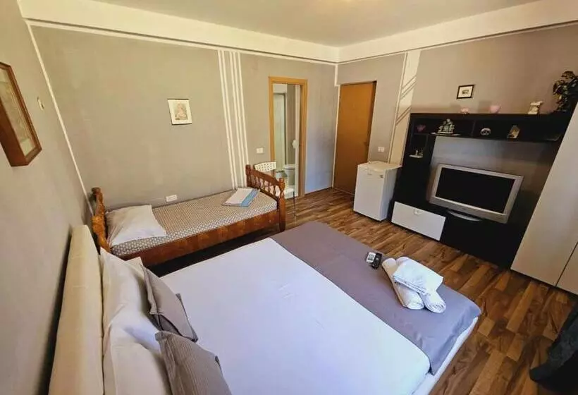 Pensió Casa Ana