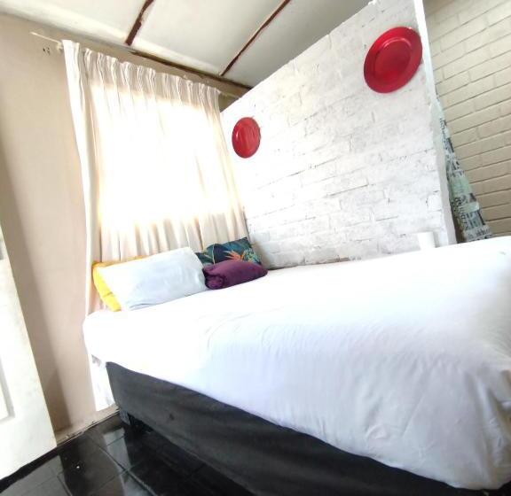 Pension Chikos Accomodation