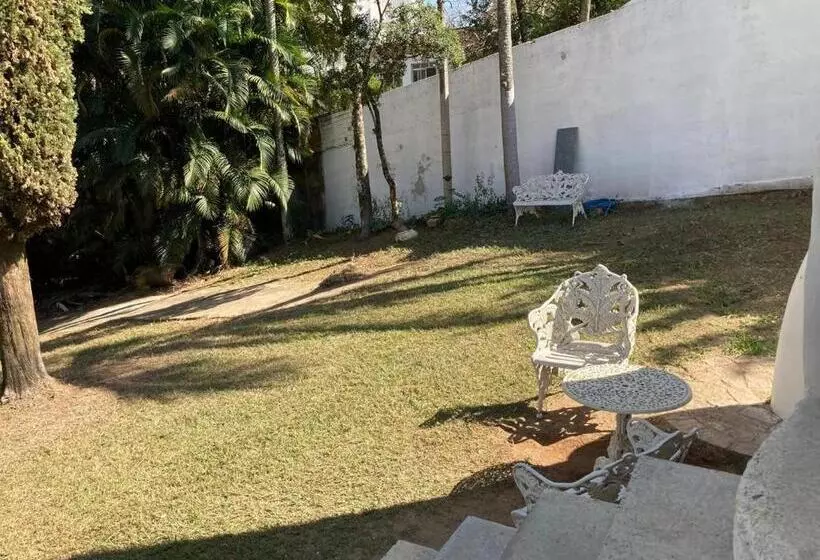 Majatalo Estudio 387 Sjbv