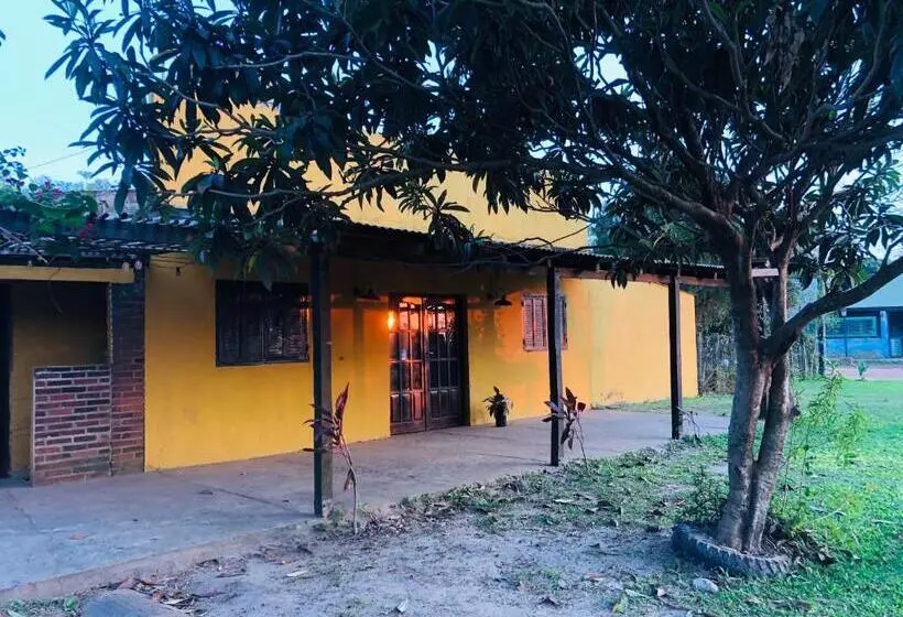 ペンション Hostel Che Camba