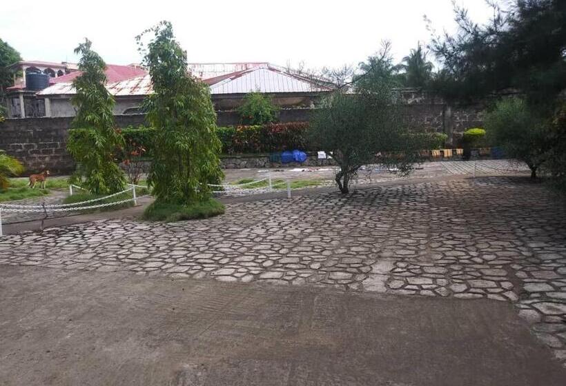 پانسیون Tall Tree Lodge Freetown