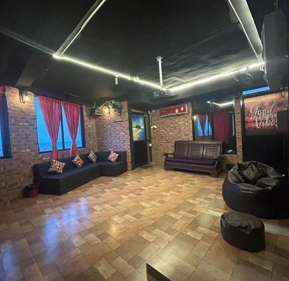 ペンション The Ocean Grand