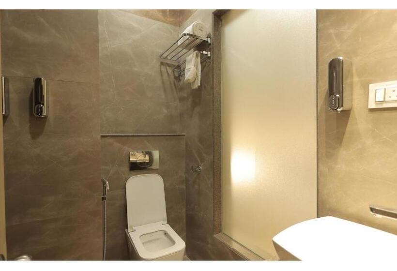 Курорт The Riverside Inn