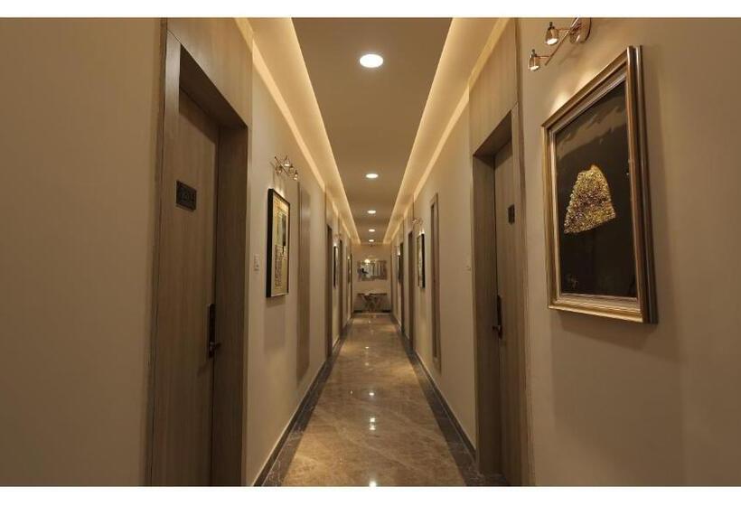 Курорт The Riverside Inn