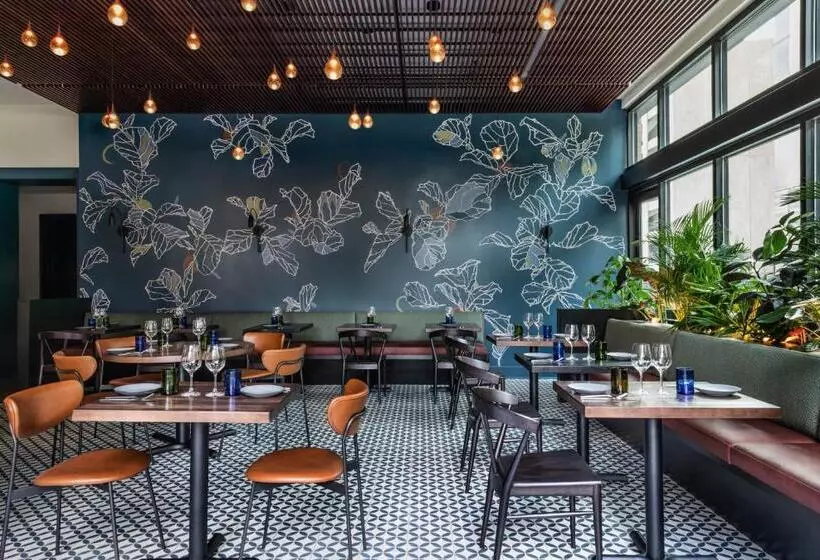 هاستل Copper Vine Wine Pub & Inn