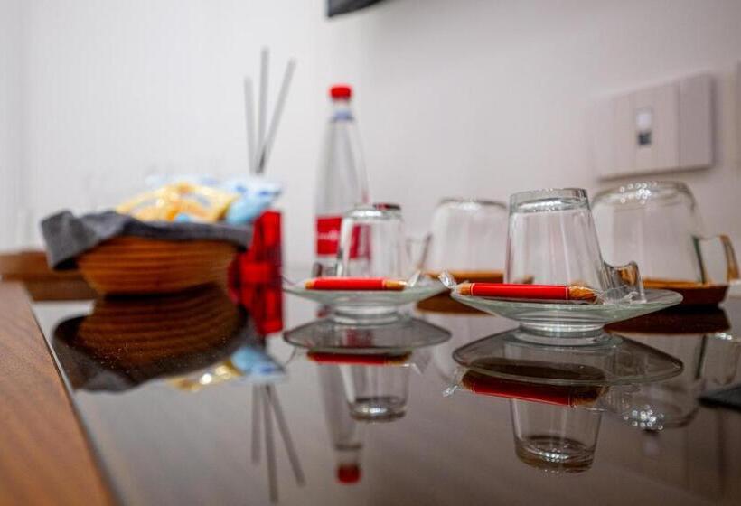 تختخواب و صبحانه Di Virgilio Suite Luxury