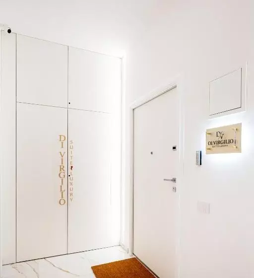 Aamiaismajoitus (B&B) Di Virgilio Suite Luxury