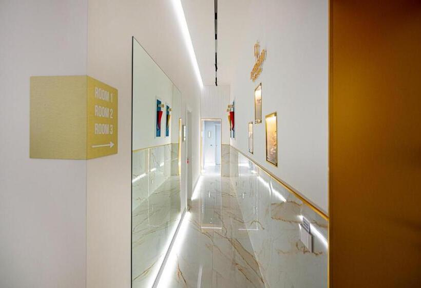 تختخواب و صبحانه Di Virgilio Suite Luxury