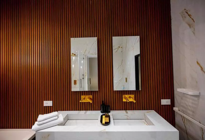 Aamiaismajoitus (B&B) Di Virgilio Suite Luxury