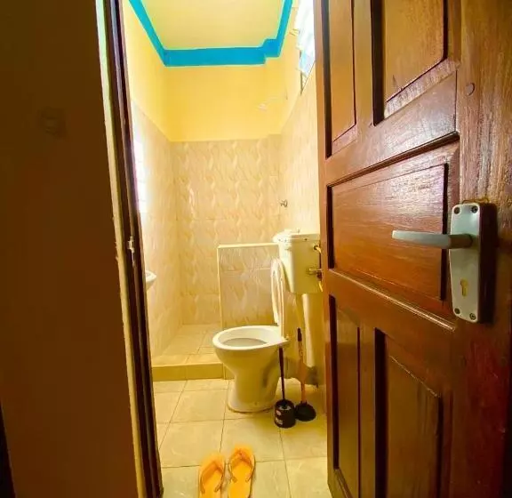 هتل Coastal Comfort