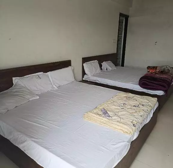 ホテル Kanak Palace