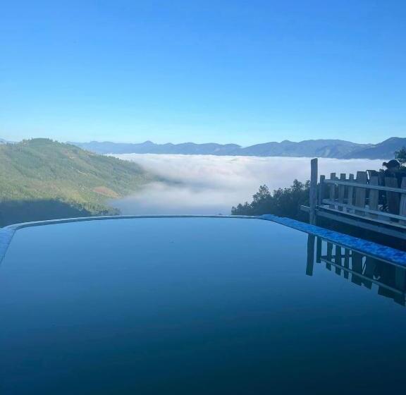 هتل Khánh Sơn Nhà Sàn Vùng Cao