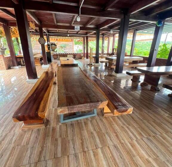 هتل Khánh Sơn Nhà Sàn Vùng Cao