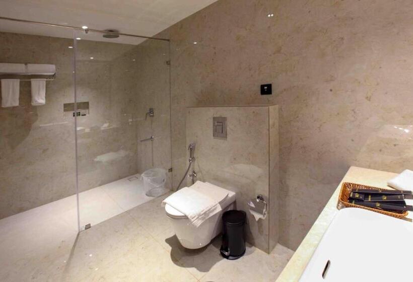 Hotel Park Residency Puthuppally