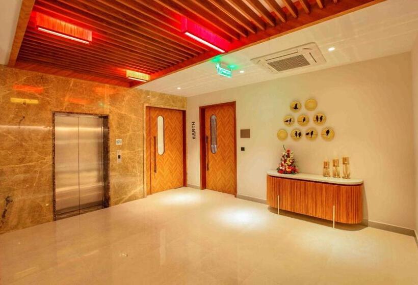 Hotel Park Residency Puthuppally