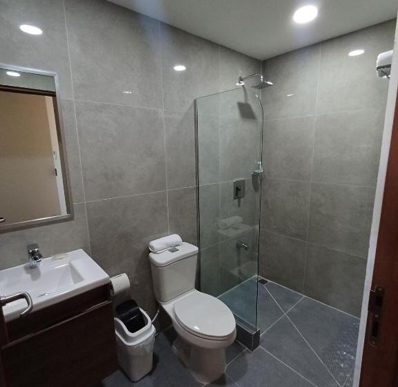 هتل Puerto Limón Cr