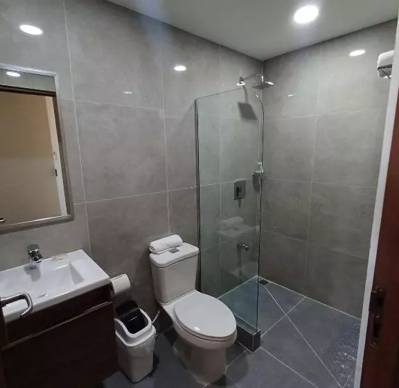 هتل Puerto Limón Cr