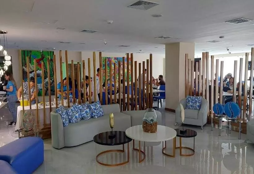 هتل Puerto Limón Cr