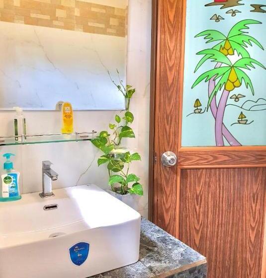 بنسيون Mount Lavender