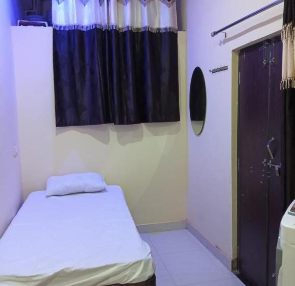 膳宿费 New Kashi Pain Guest House