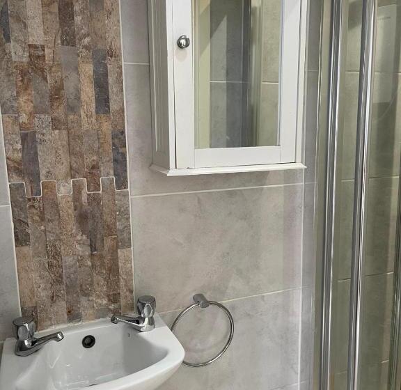 膳宿费 Town Centre, Very Convenient