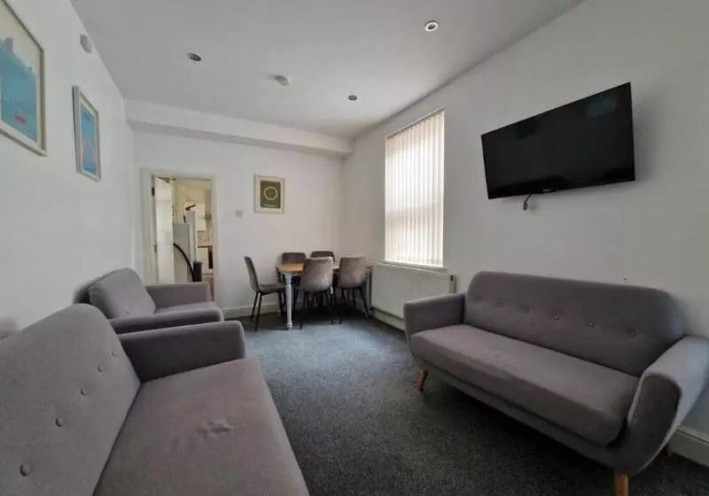 Majatalo Town Centre, Very Convenient