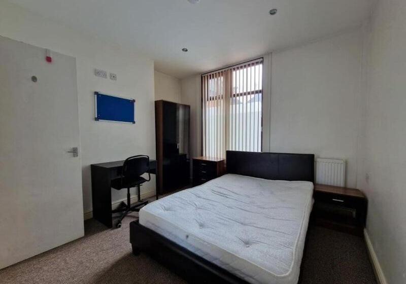 膳宿费 Town Centre, Very Convenient