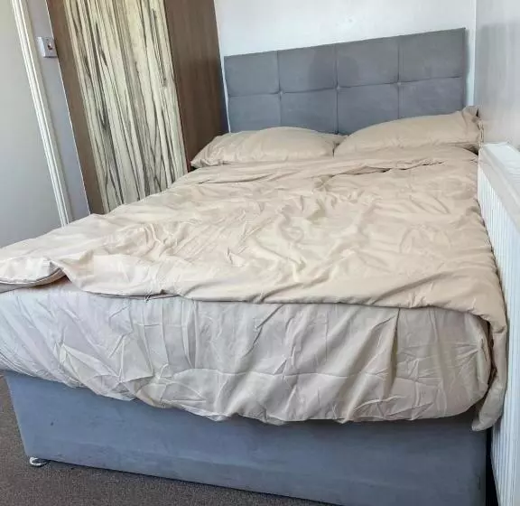 Majatalo Town Centre, Very Convenient