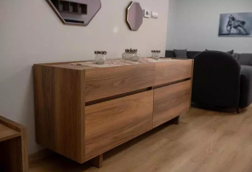 Adri̇ati̇k Resi̇dence