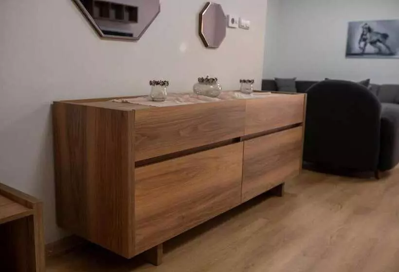 Adri̇ati̇k Resi̇dence