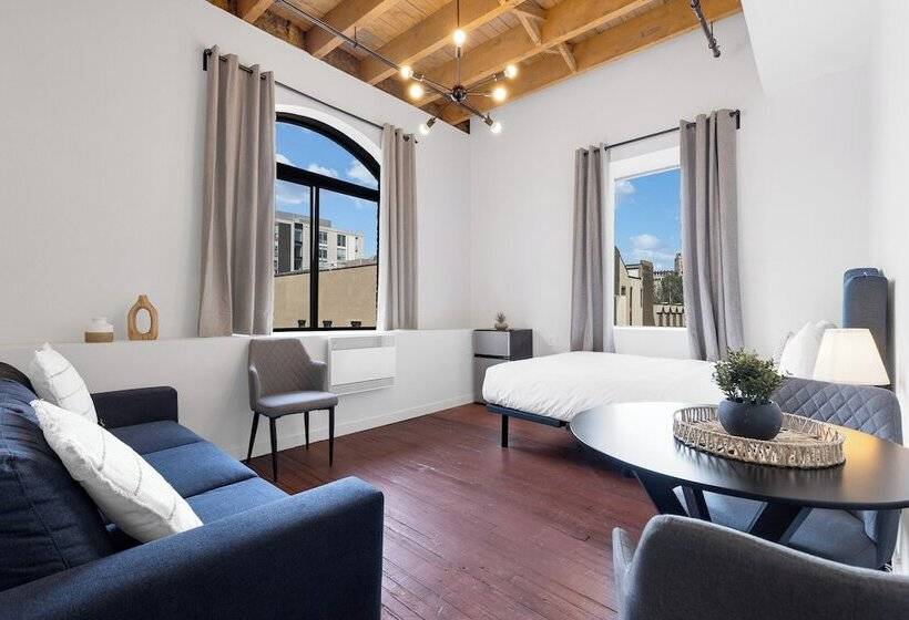 Общежитие The Little Prince Rooms Old Montreal