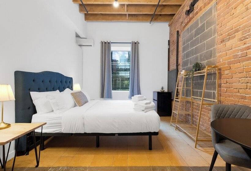 Общежитие The Little Prince Rooms Old Montreal