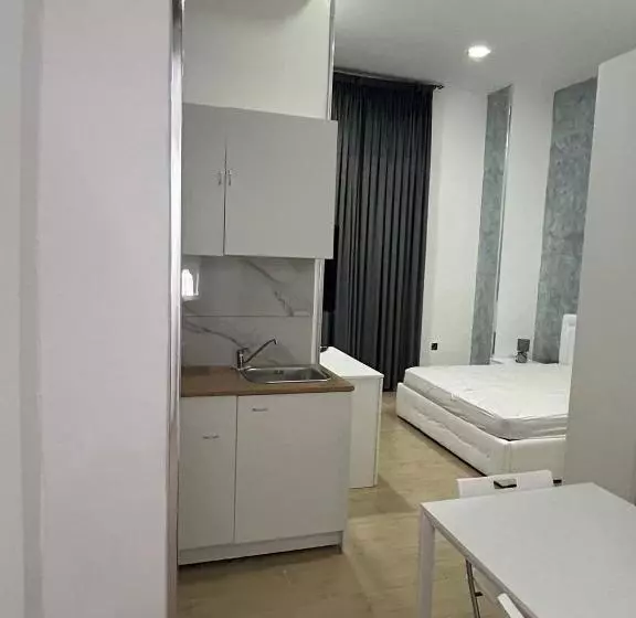 تختخواب و صبحانه Luxury Bed Napoli