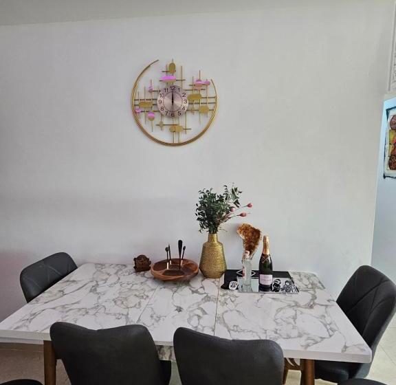 Nocleg ze śniadaniem Tangier Beach