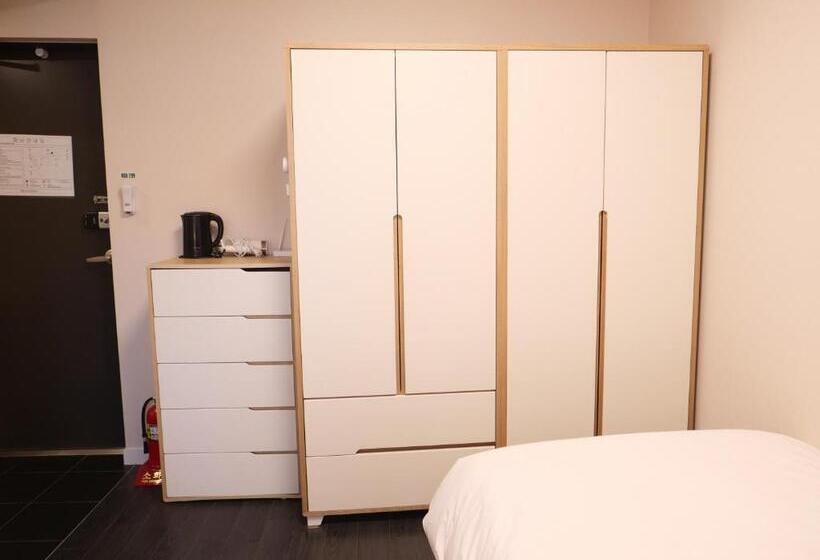 Hotel 셀립순라 Celib Soonra