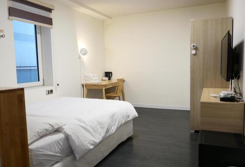 Hotel 셀립순라 Celib Soonra