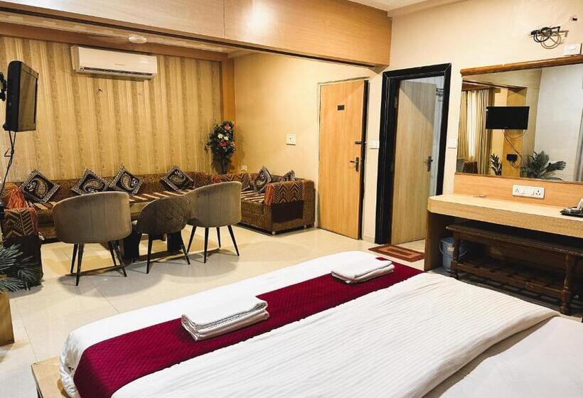 בית מלון כפרי Relax Inn