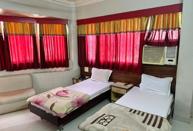 בית מלון כפרי Relax Inn