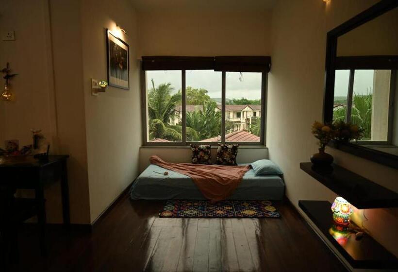 Luxurious Riverfront 9min From Morjim Beach Span Suites And Villas