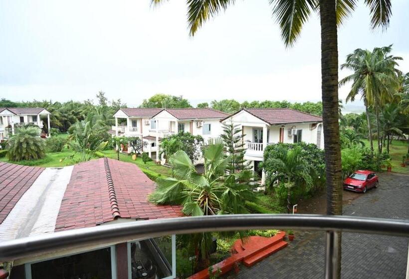 Luxurious Riverfront 9min From Morjim Beach Span Suites And Villas