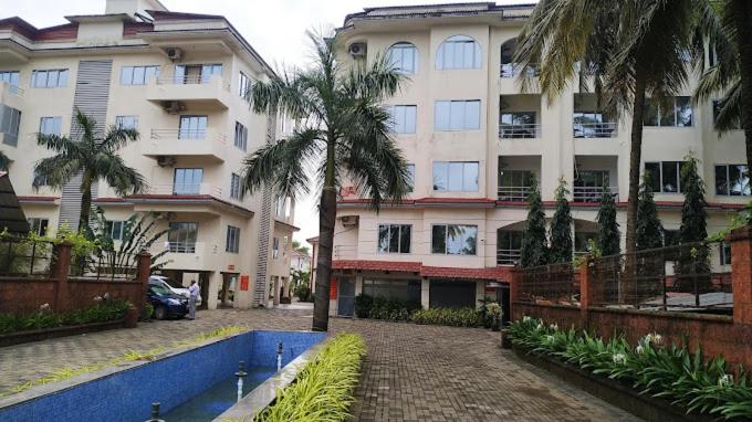 Luxurious Riverfront 9min From Morjim Beach Span Suites And Villas