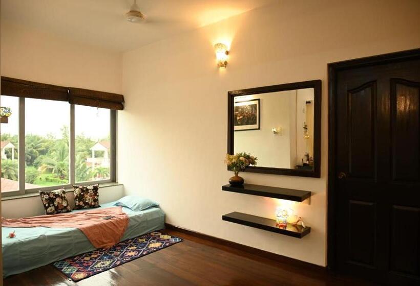 Luxurious Riverfront 9min From Morjim Beach Span Suites And Villas