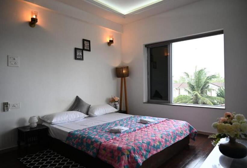 Luxurious Riverfront 9min From Morjim Beach Span Suites And Villas