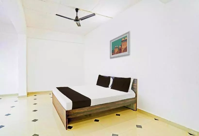 Oyo Hotel Galaxy