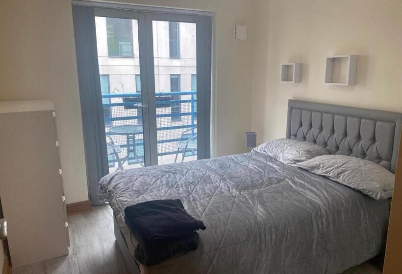 Pensjonat 14 16 Whitworth Street