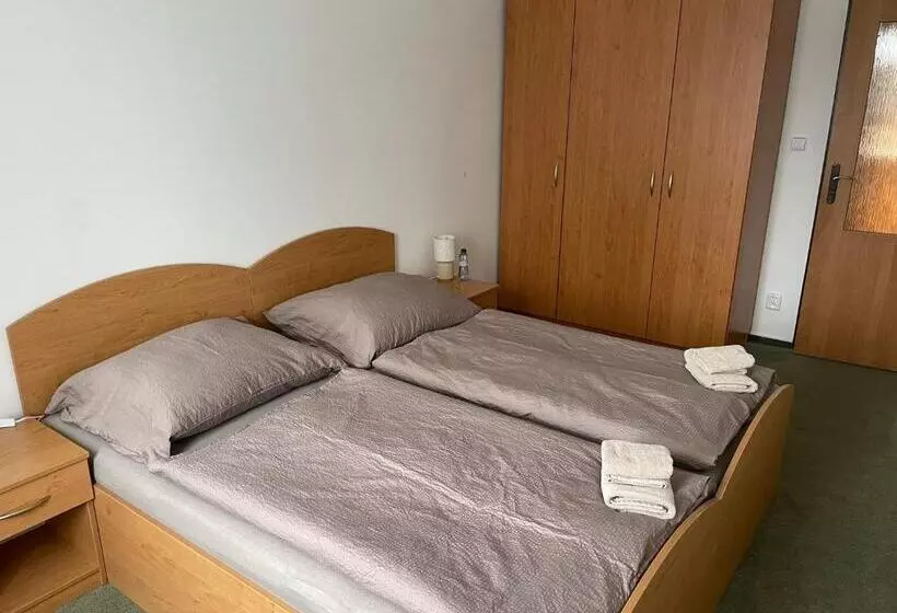 Majatalo Ubytování Jívka 86