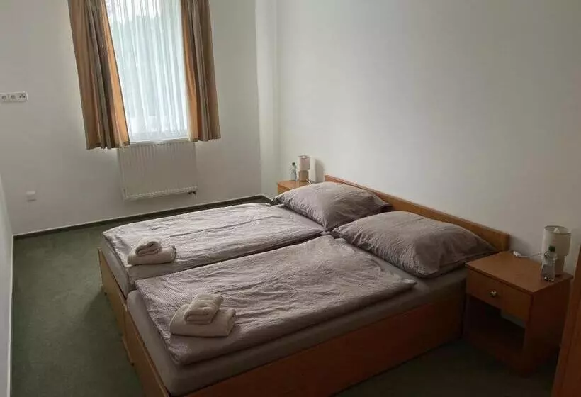 Majatalo Ubytování Jívka 86