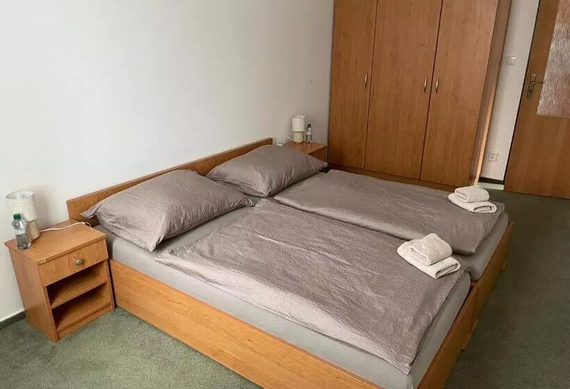 Majatalo Ubytování Jívka 86