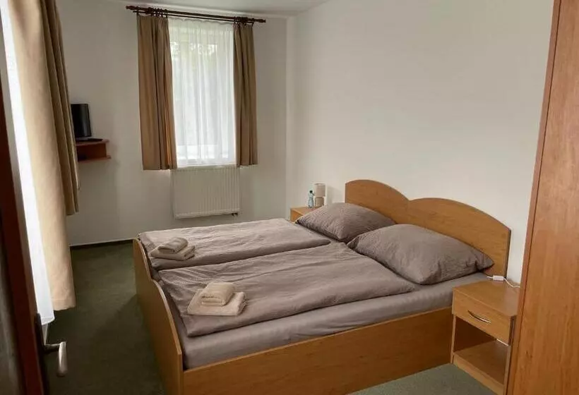 Majatalo Ubytování Jívka 86